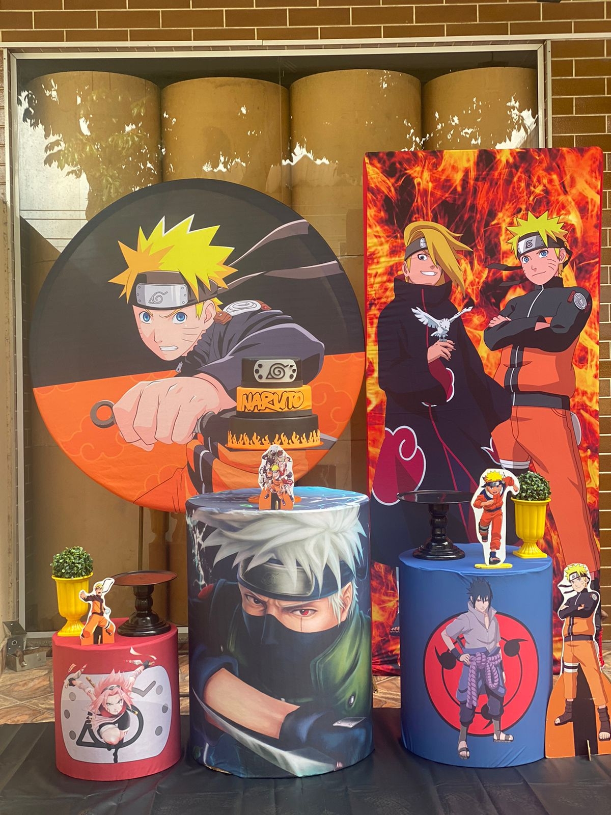 NARUTO COM painel LATERAL
