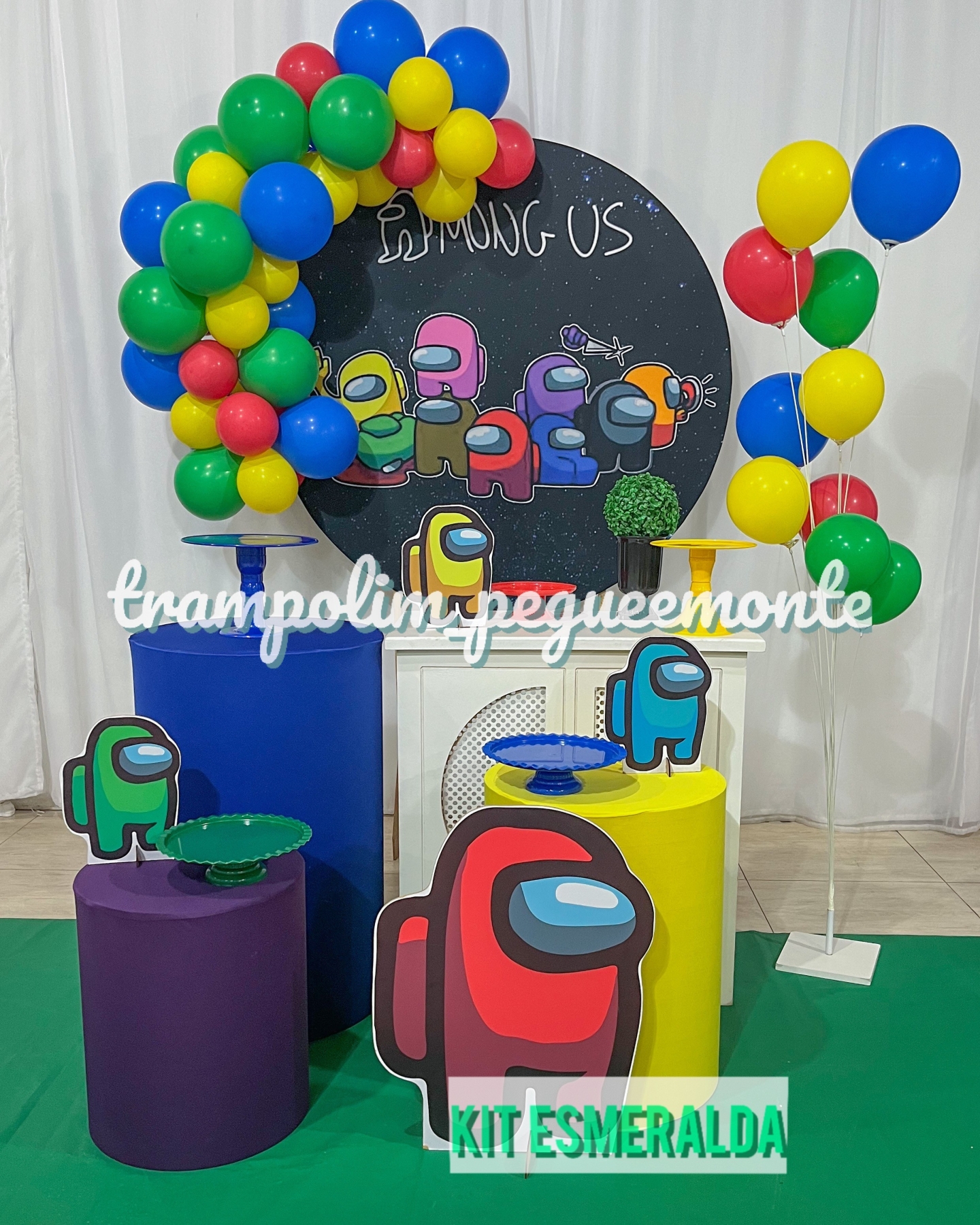 Amoung Us kit esmeralda 